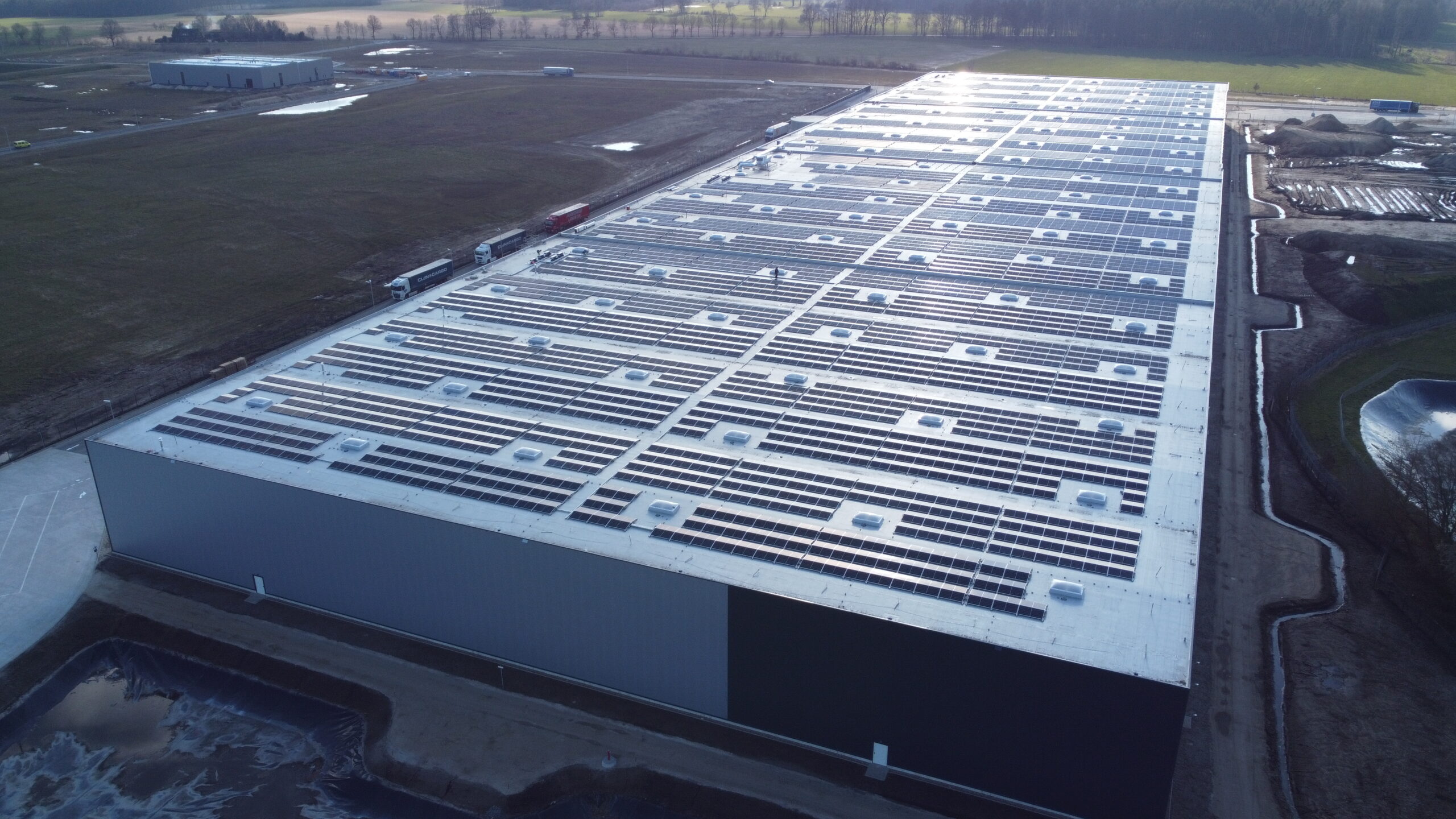 Walsrode geht live: Über 42.000 m² Dachfläche, 4.420 kWp und 1.860.539 kg weniger CO2/Jahr!